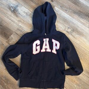 GAP Kids Dark Blue zippered Hoodie sweatshirt with Pink and white Logo size 10